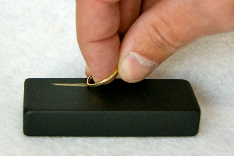 روش تشخیص طلای اصل از بدل