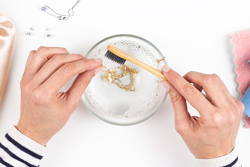 جلوگیری از تغییر رنگ طلا