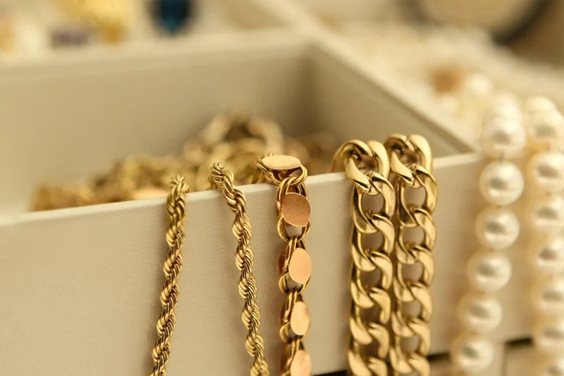 چگونه طلای اصل را از بدل تشخیص دهیم؟